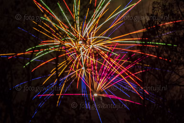 2026 01 01 Vuurwerk rond omze Woning